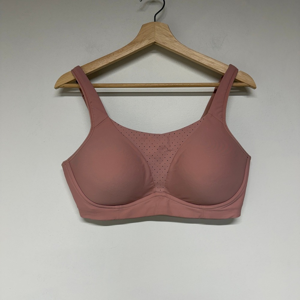 Lululemon Sports Bra High Impact Pink 38D Adjustable Straps Hook Back Activewear